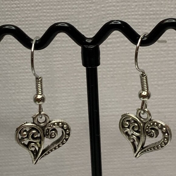 Celtic Earring, Heart Earring, Valentine Earring, Gift Idea, Anniversary Gift - Picture 5 of 7